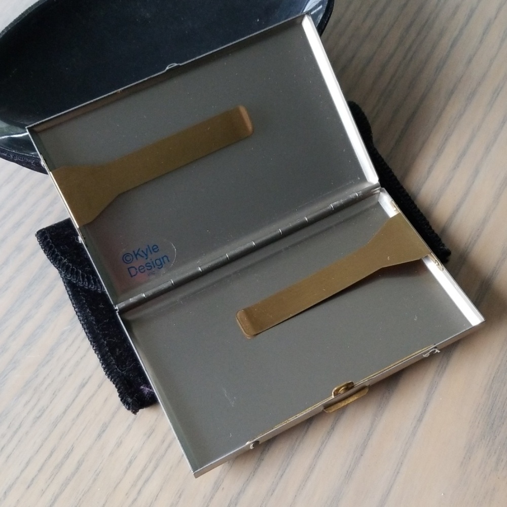 NWT Kyle McKeown Design Metal Card Case - Picture 3 of 7